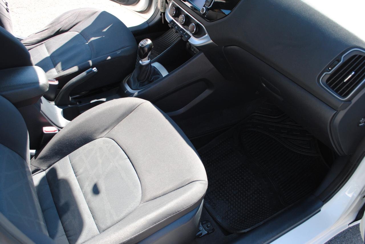 KIA RIO 1.1 CRDI 75 CV OK NEOPATENTATI