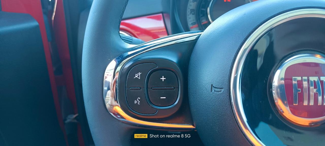 Fiat 500 1.0 Hybrid Red
