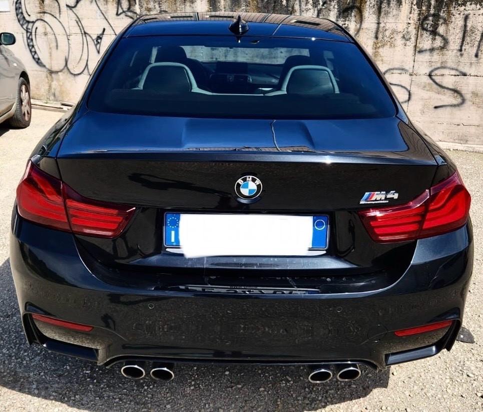 Bmw M4 COUPE 431CV