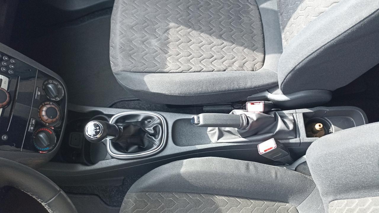 Opel Corsa 1.2 85CV 5 porte GPL-TECH Edition