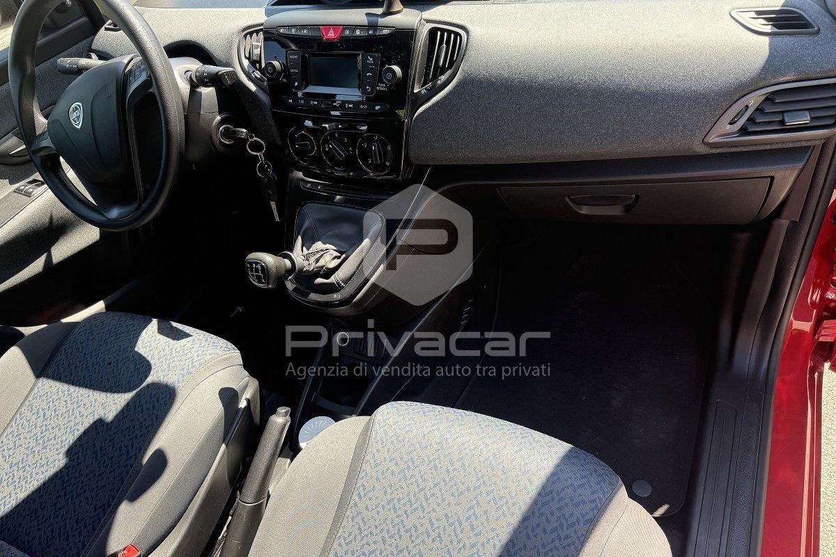 LANCIA Ypsilon 1.2 69 CV 5 porte GPL Silver