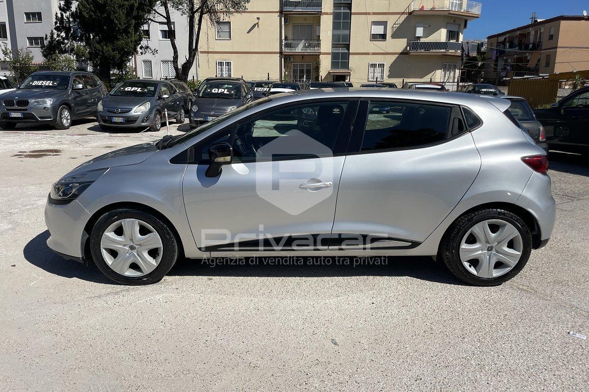 RENAULT Clio 1.2 75CV 5 porte Live