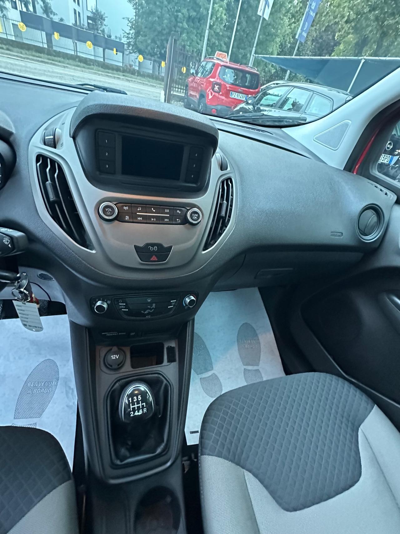 Ford Tourneo Courier 1.0 EcoBoost 100 CV Plus