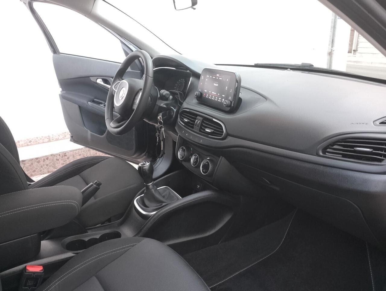 Fiat Tipo 1.3 Mjt S&S 5 porte Sport