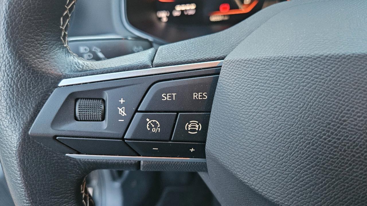 Seat Arona 1.0 ecotsi Style 95cv FULL LINK - LED