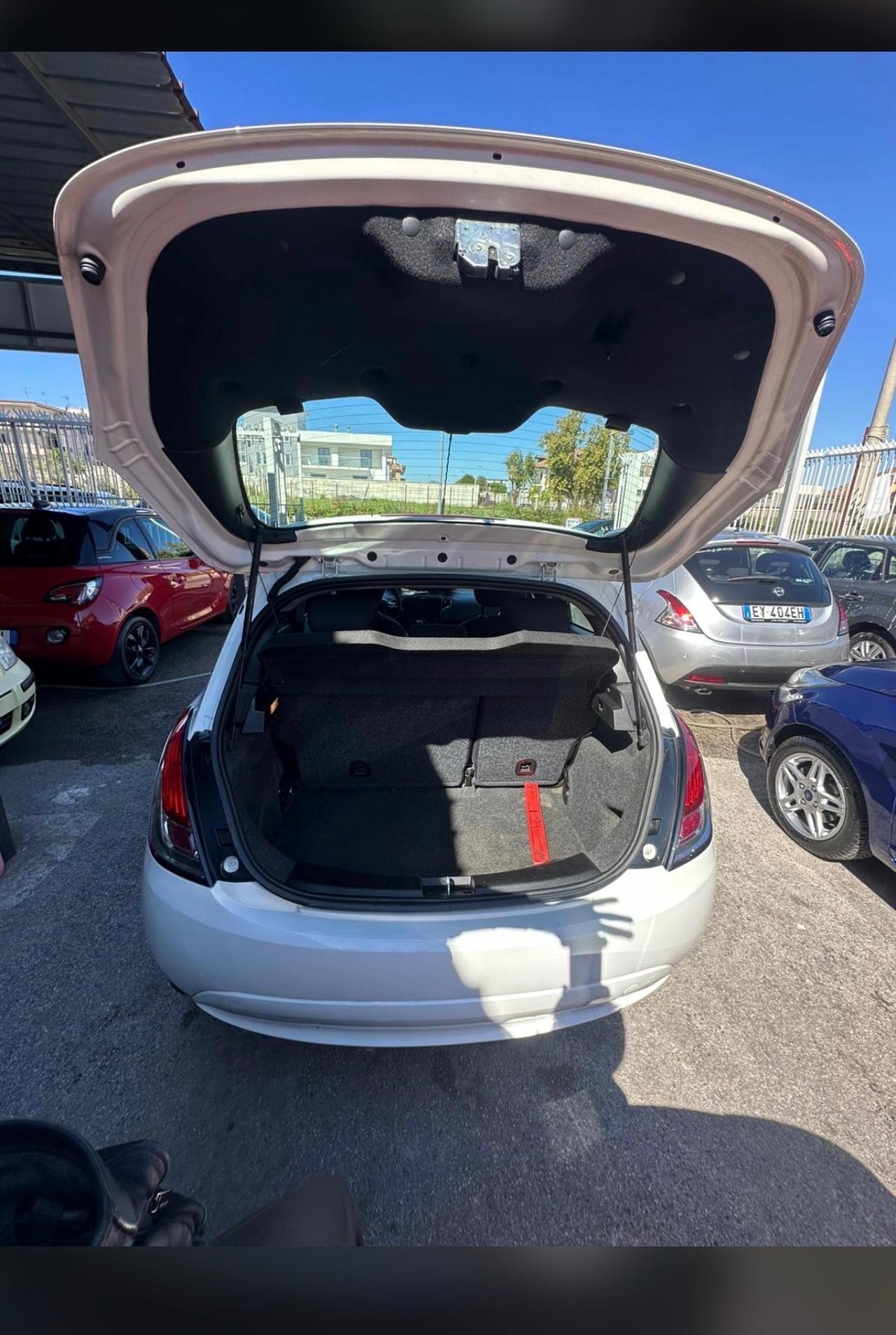 Lancia Ypsilon 1.3 MJT 16V 95 CV 5 porte S&S Gold