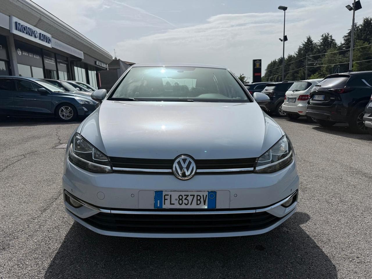 Volkswagen Golf 1.0 TSI 110 CV DSG 5p. Business BlueMotion Technology