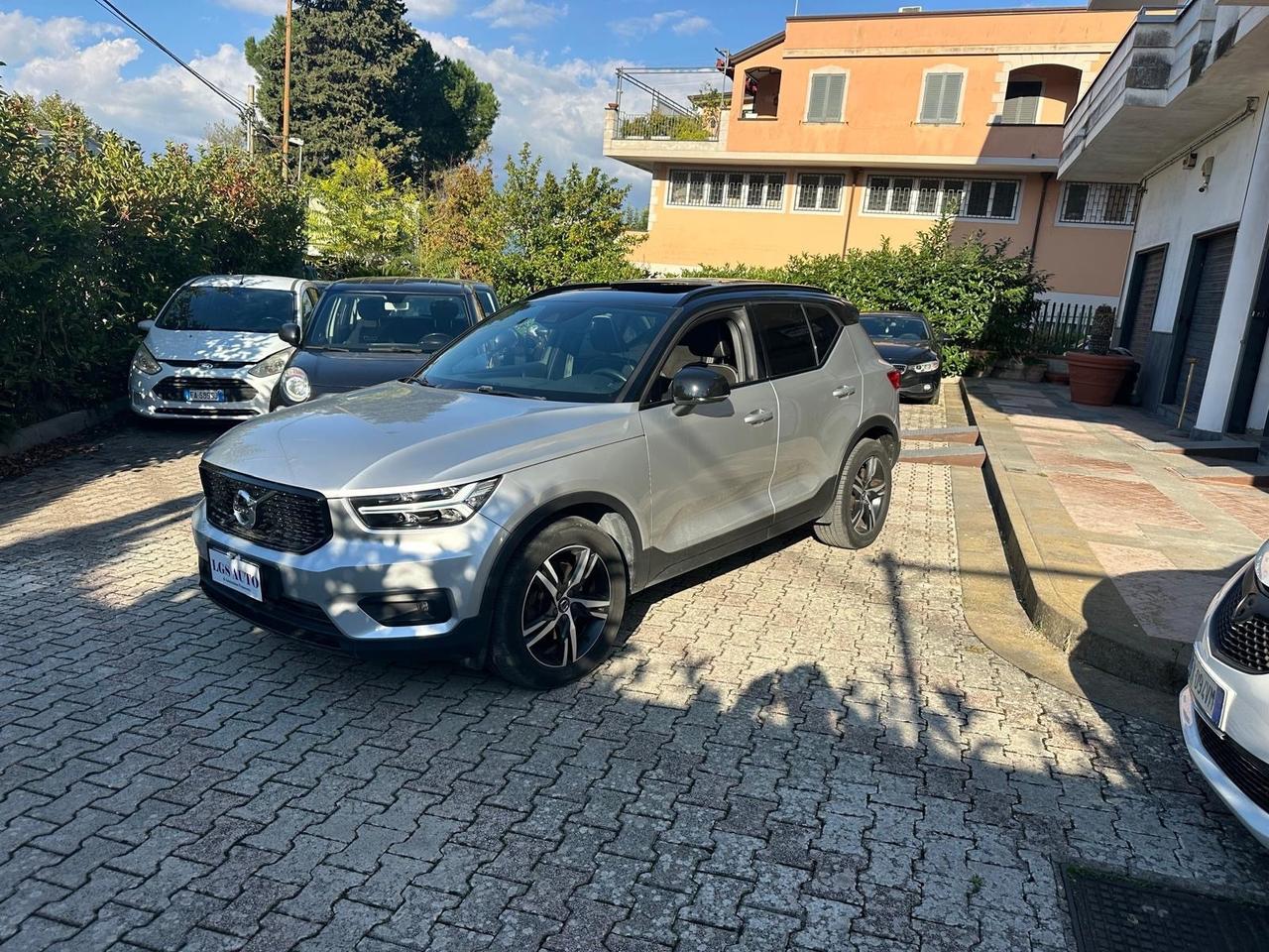 Volvo XC40 D4 AWD Geartronic R-design
