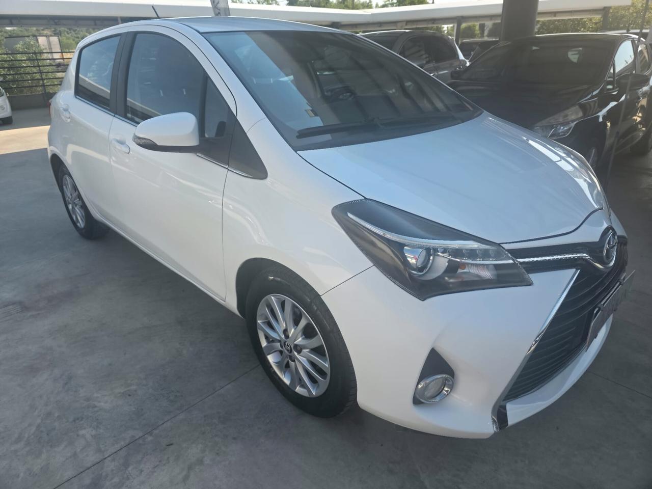 Toyota Yaris 1.0 5 porte Lounge