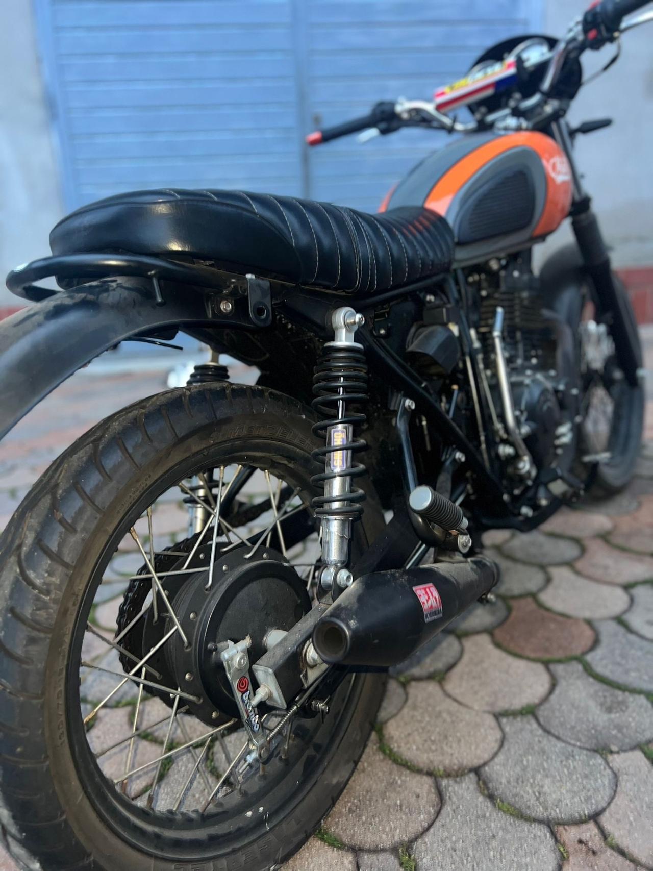 Mash Scrambler 400