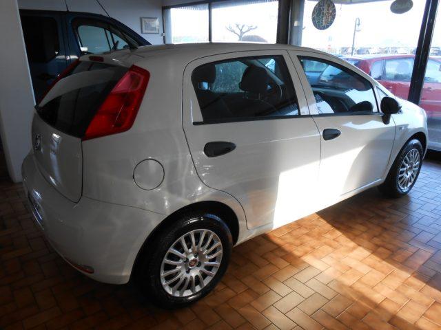 FIAT Punto 1.4 8V 5P Easypower Splendida!