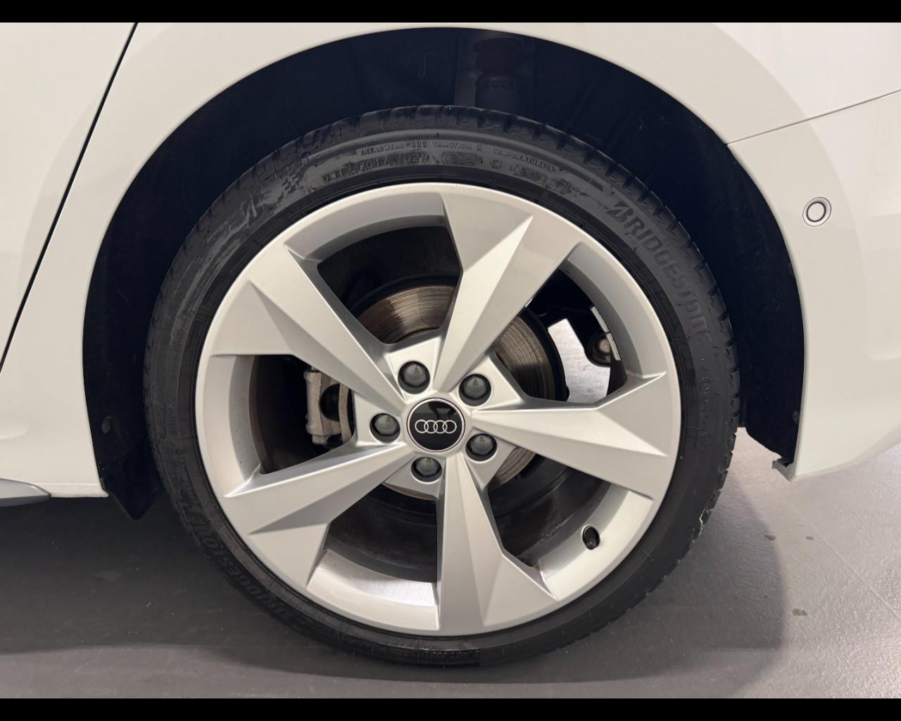 AUDI A3 SPORTBACK 35 TDI S-TRONIC S LINE EDITION