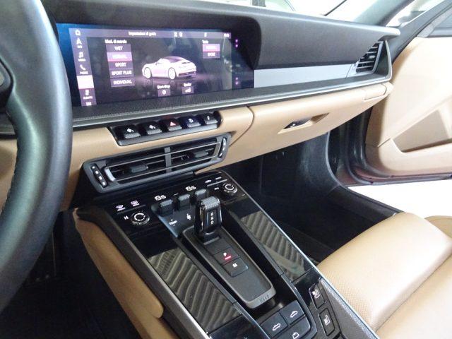 PORSCHE 992 992 Carrera Cabriolet PDk Sport/ChronoPlus