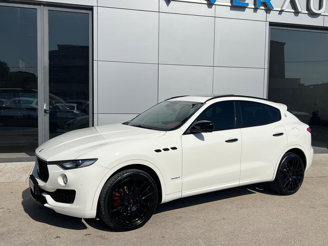 Maserati Levante 3.0 V6 auto iva esposta