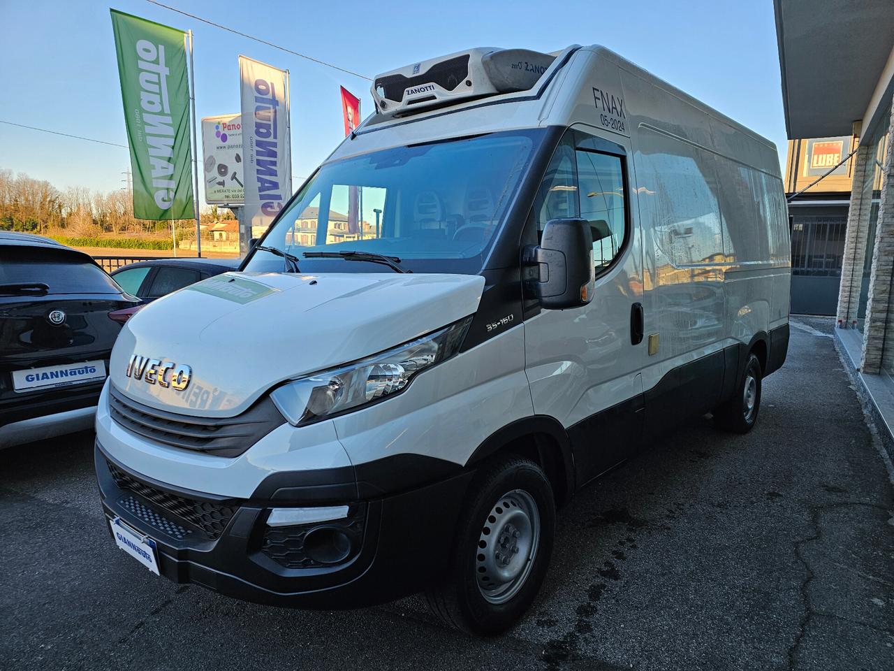 IVECO DAILY 2.2 MJT COIBENTATO CON FRIGOR