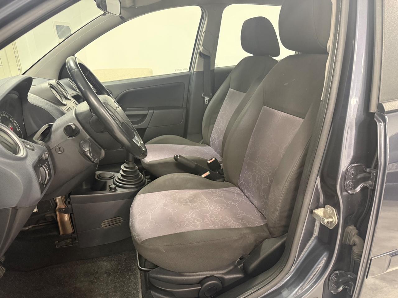 Ford Fiesta 1.4 TDCi 5p. Titanium