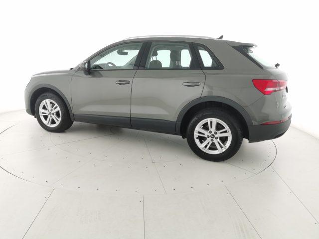AUDI Q3 35 TDI S tronic Business