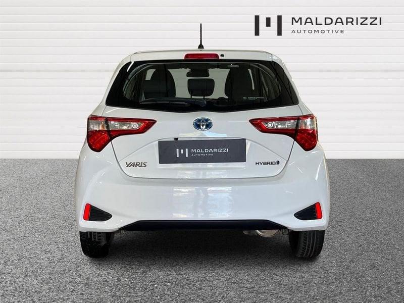 Toyota Yaris III 2017 5p 1.5h Active