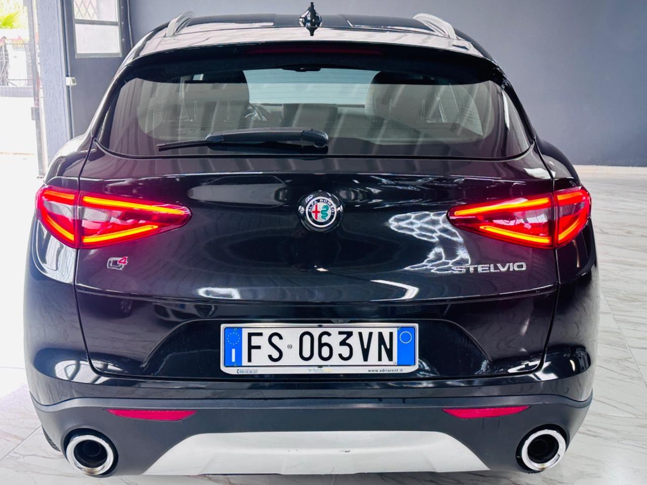 Alfa Romeo Stelvio 2.2 Turbodiesel 210 CV AT8 Q4 Executive