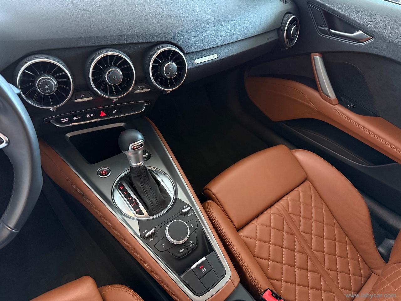 AUDI TT Coupé 40 TFSI S tronic