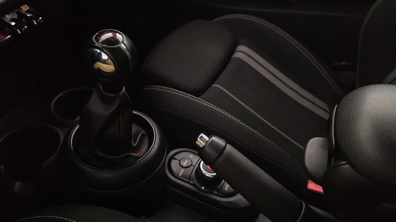 MINI Mini IV F55-F56 2014 - Mini 1.5 Cooper Boost 3p