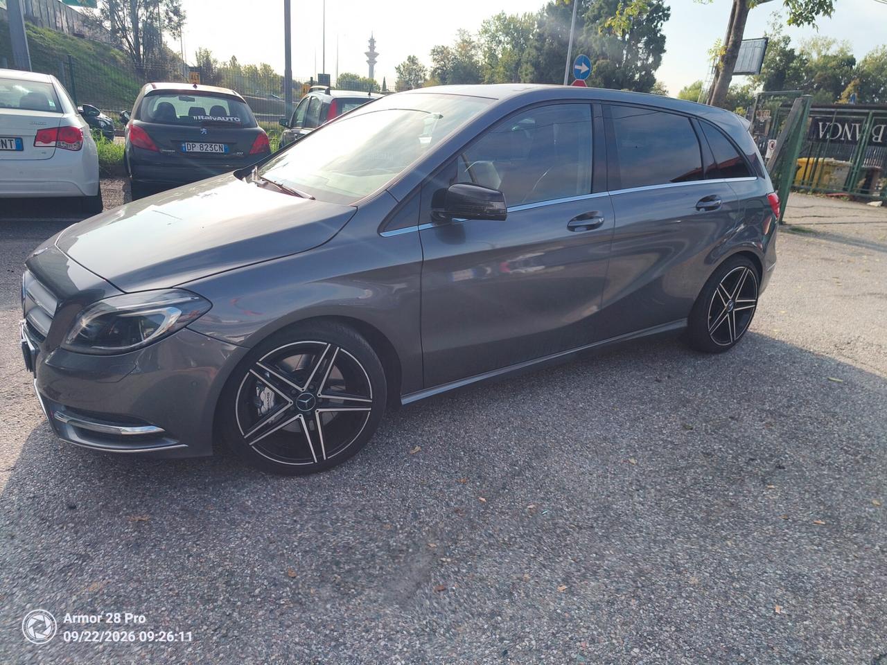 Mercedes-benz B 180 BlueEFFICIENCY Premium