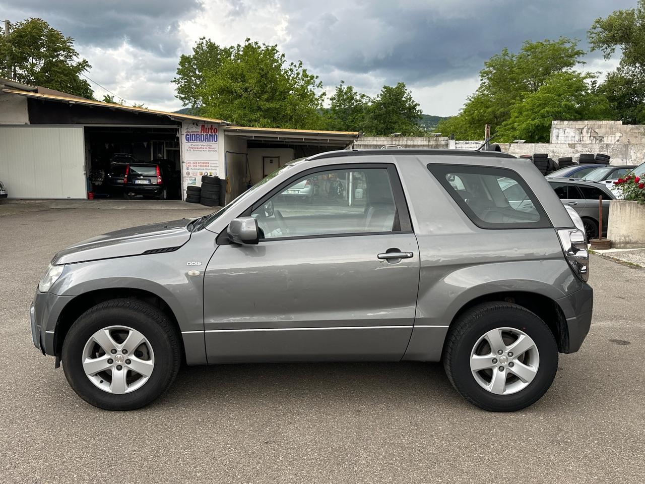 Suzuki Grand Vitara 1.9 3 porte grandinata