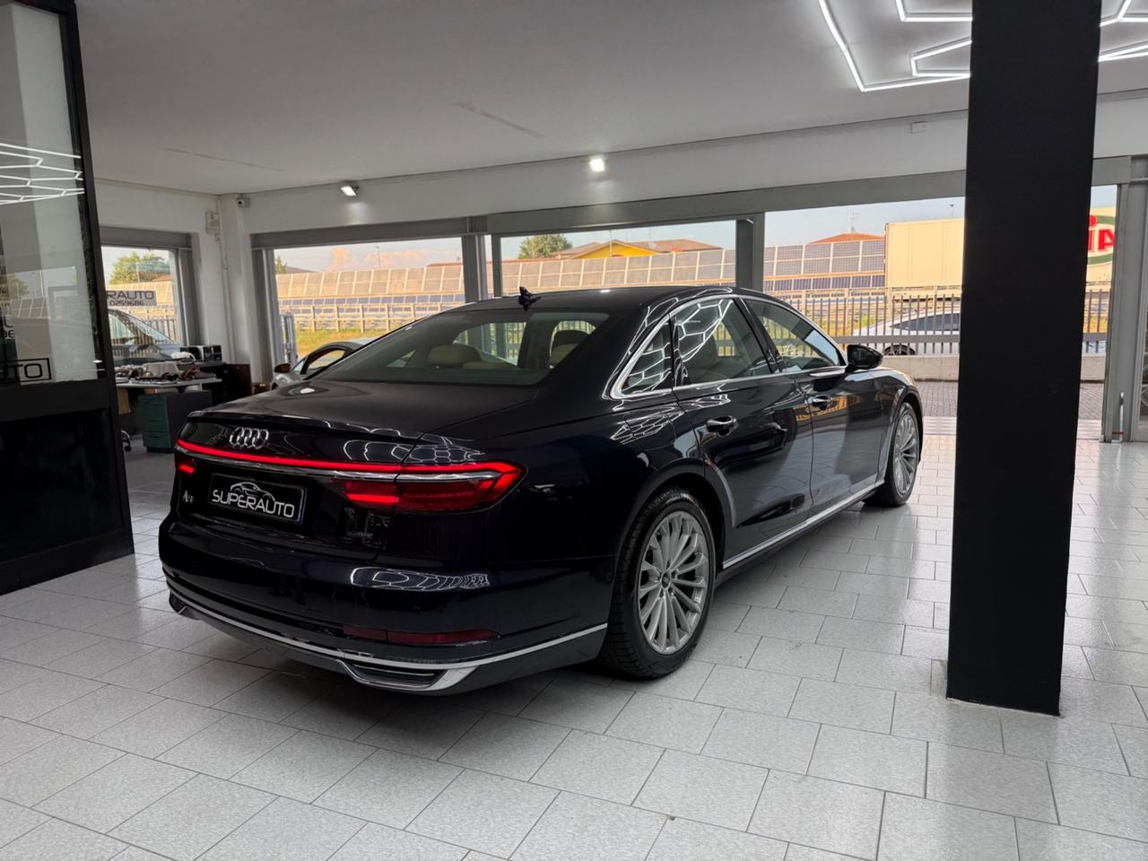 Audi A8 55 TFSI 3.0 quattro tiptronic