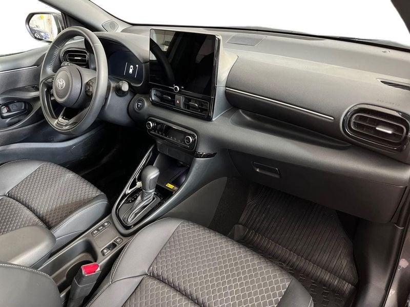 Toyota Yaris IV 2020 1.5h 130 Lounge