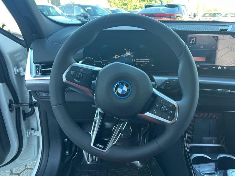 BMW iX2 eDrive20 M Sport