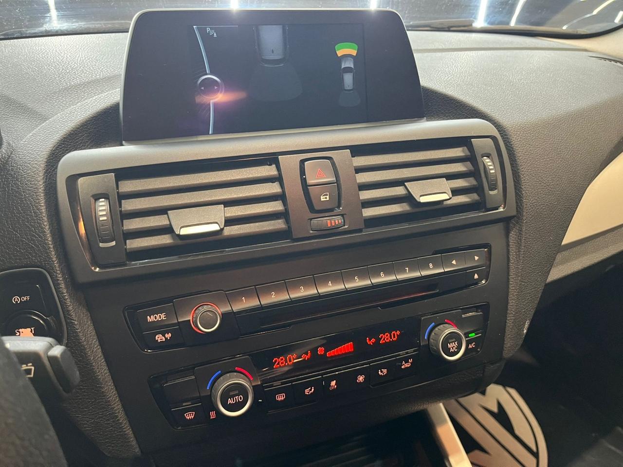 Bmw 116d 5p. Urban OK NEOPATENTATI