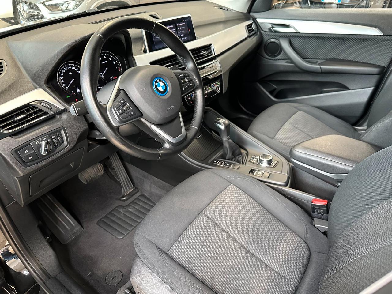 BMW X1 xdrive25e Advantage auto - Carplay