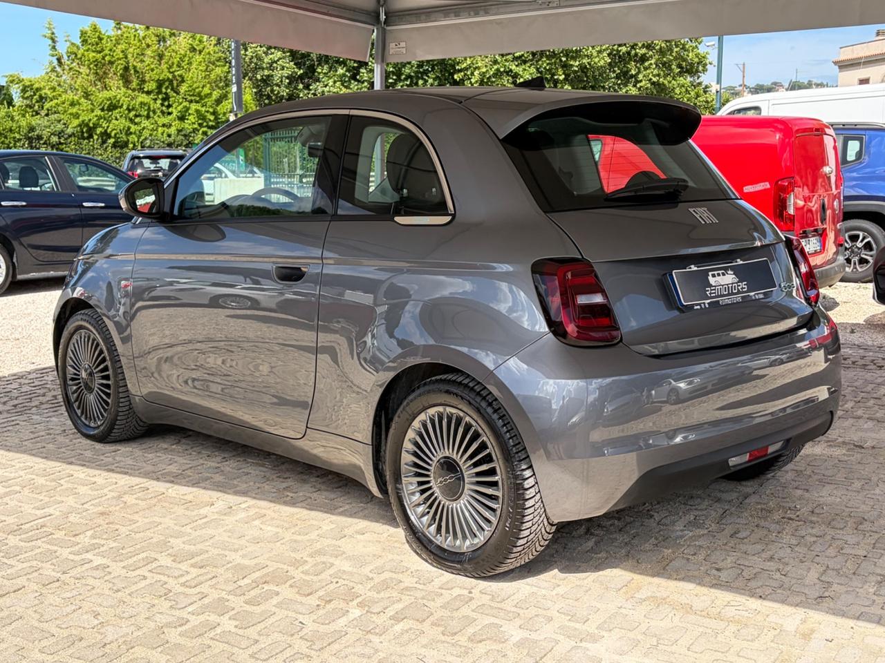 Fiat 500 500e 42 kWh Passion