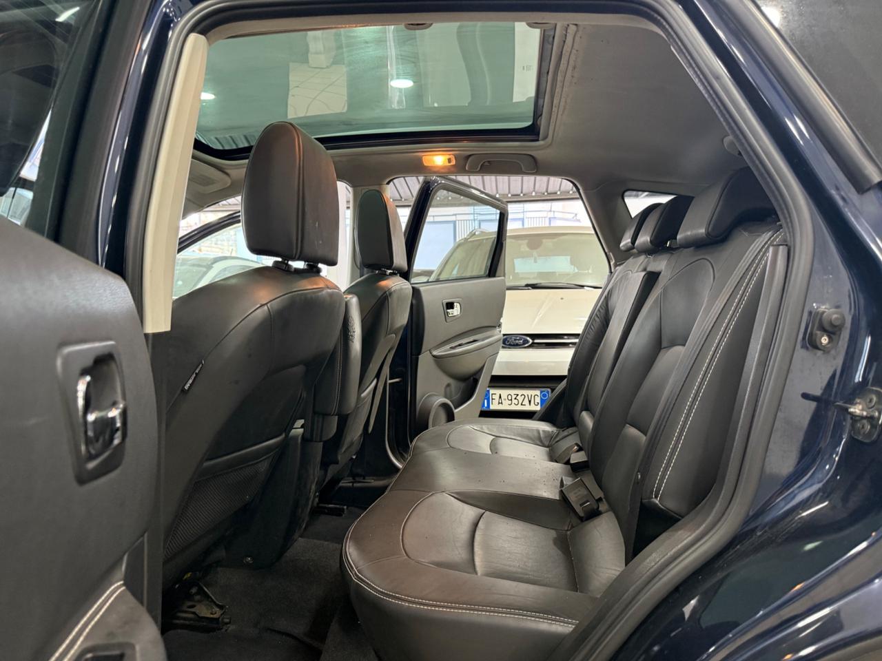 Nissan Qashqai 2.0 dCi DPF 4WD Tekna