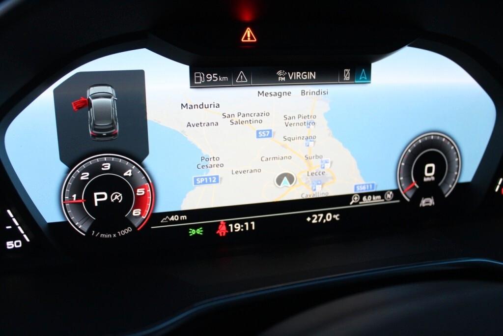 AUDI Q3 2.0 TDI 150 CV s-tronic *Matrix *Luci Ambiente