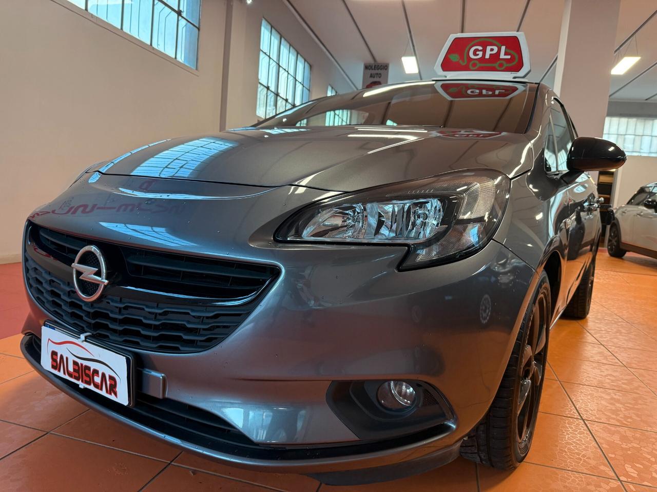 Opel Corsa 1.4 90CV GPL Tech 5 porte Black Edition