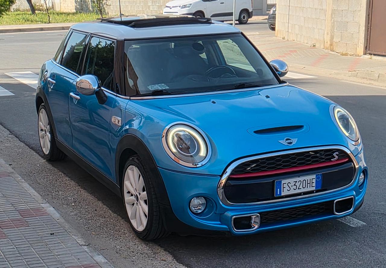 Mini 2.0 Cooper SD 5 porte