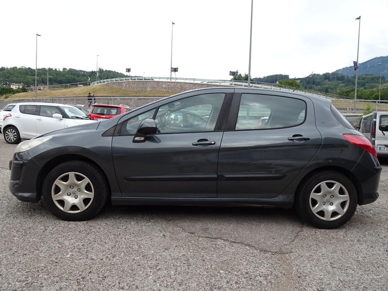 Peugeot 308 1.6 HDi 90CV 5p. Tecno