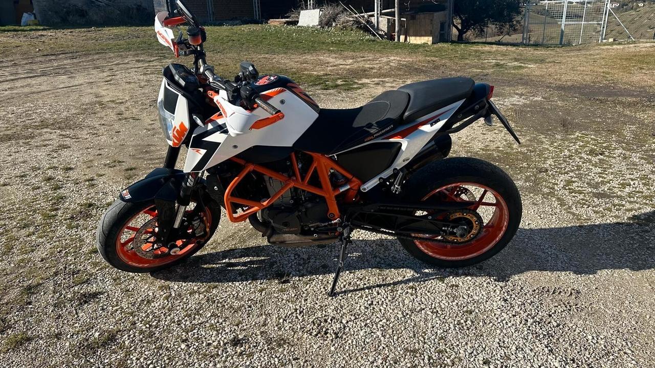 KTM DUKE 690 R