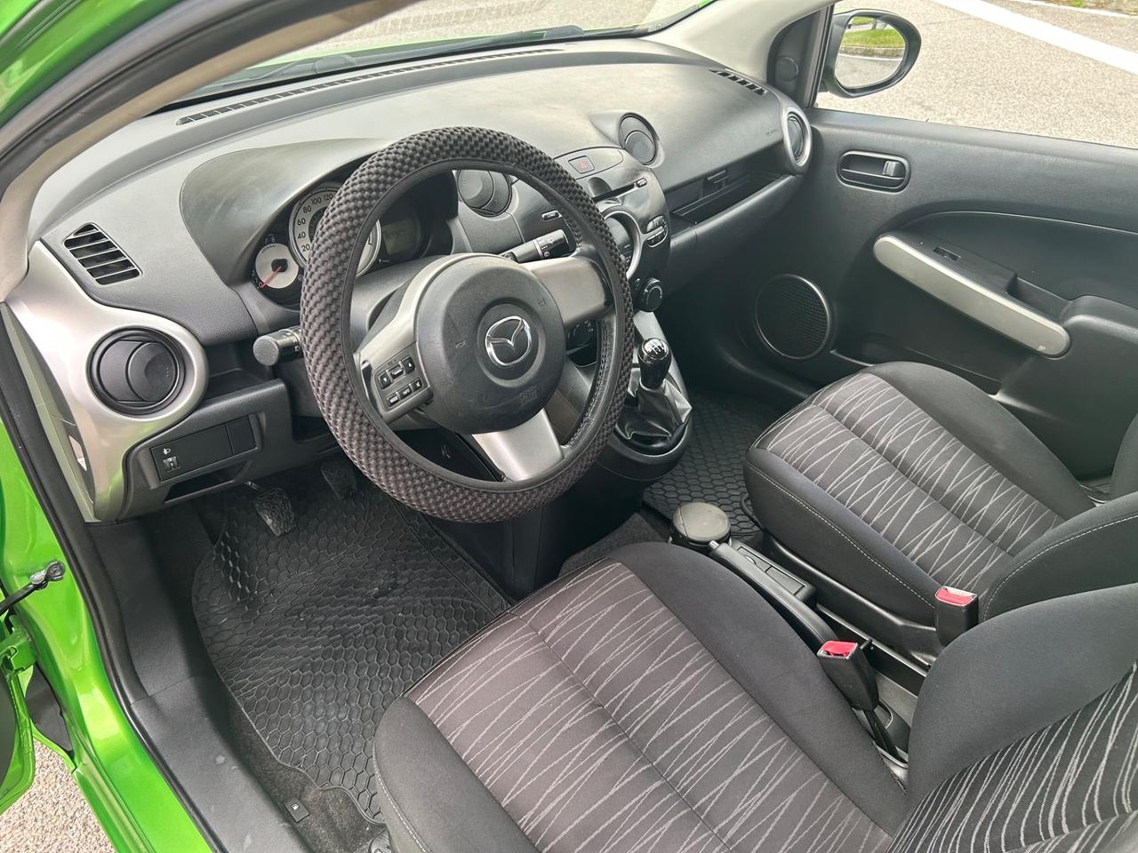 Mazda 2 Mazda2 1.3 16V 86CV 5p. Neo patentati