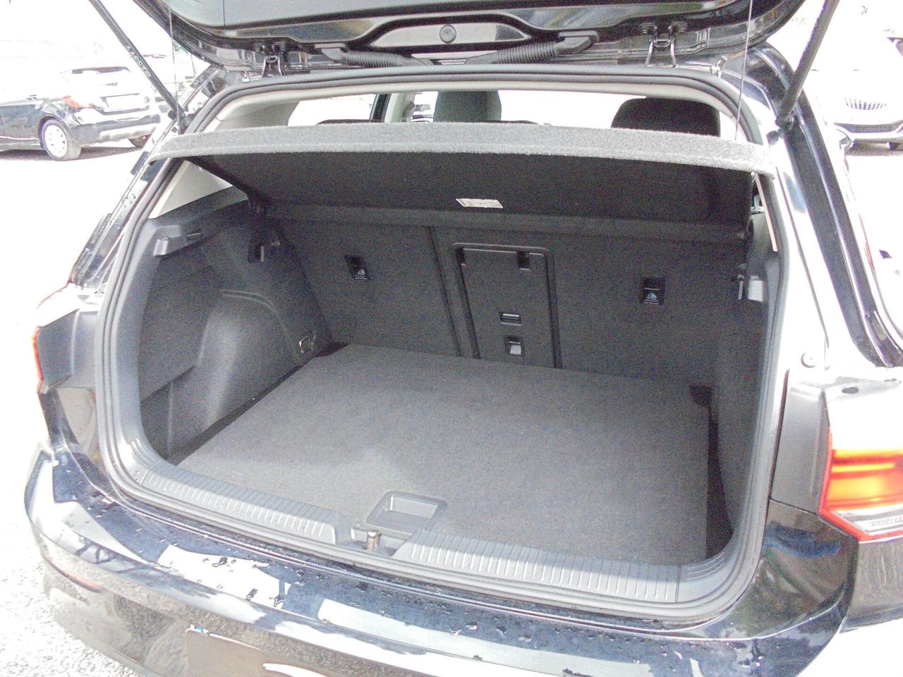 Volkswagen Golf 1.0 eTSI EVO DSG Life
