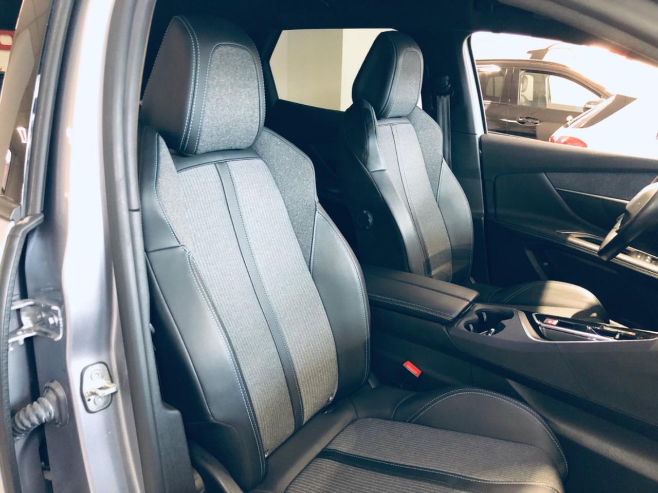 Peugeot 3008 1.5 HDI ALLURE PELLE-TELECAMERA