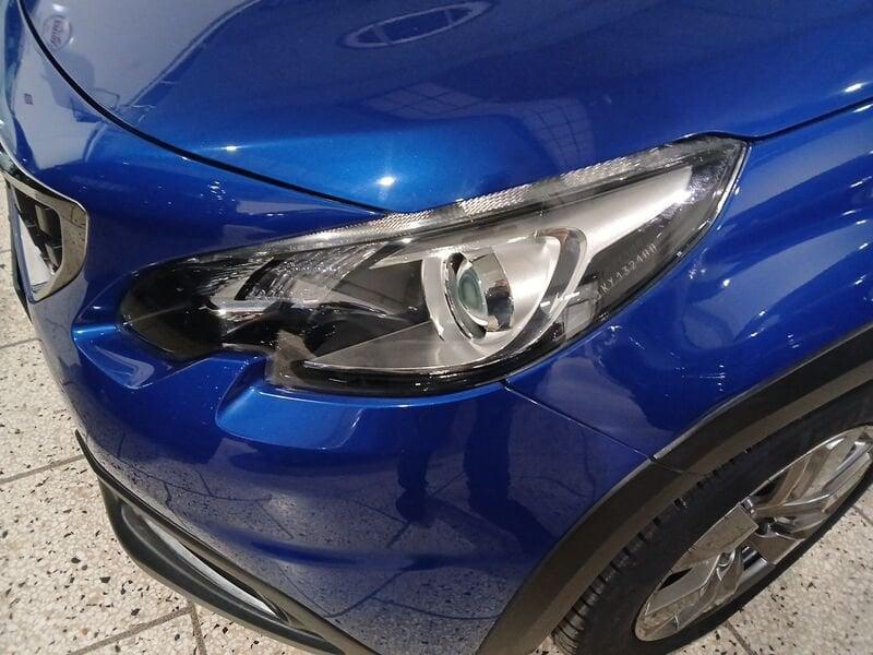 Peugeot 2008 BlueHDi 100 S&S Signature