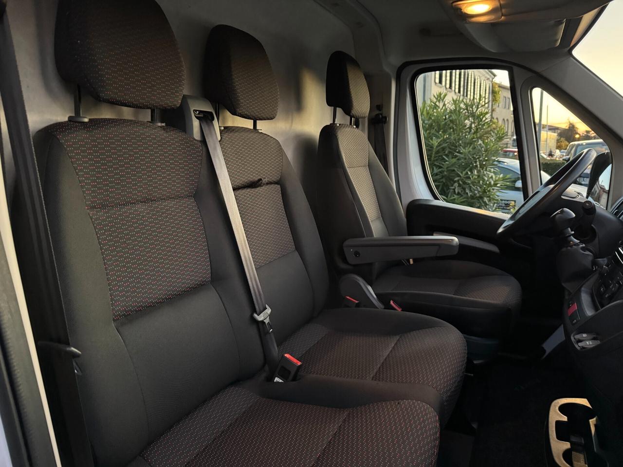 Peugeot Boxer 335 2.2 BlueHDi 140 S&S PM-TM Furgone