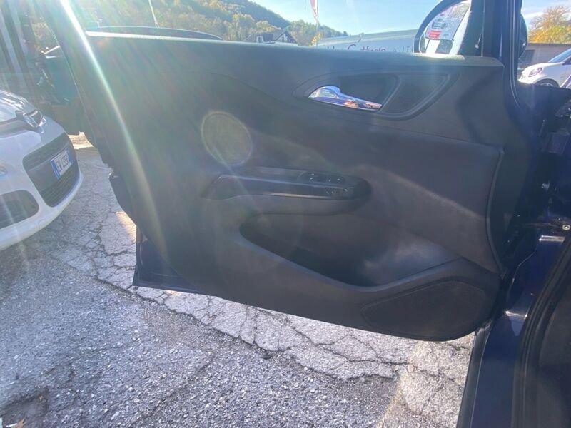 Opel Corsa Corsa 1.4 90CV GPL Tech 5 porte b-Color