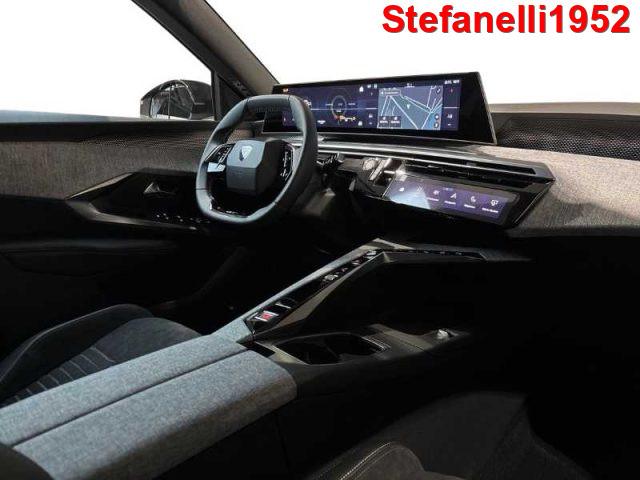 PEUGEOT 5008 1.2 hybrid GT 136cv e-dcs6