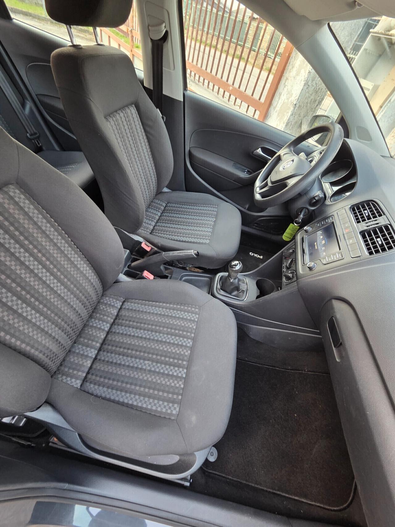 Volkswagen Polo 1.0 benzina 10/2016 pochi km FINANZIABILE