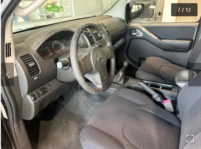 Nissan Navara 2.5 dCi 4 porte Double Cab SE 4X4