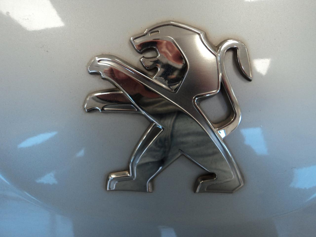 Peugeot 107 1.0 GPL
