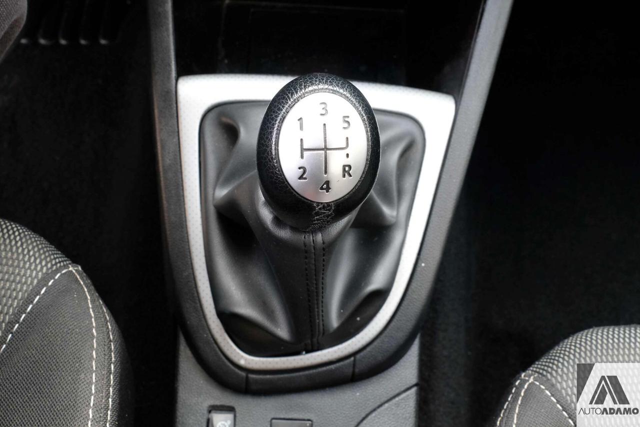 Renault Clio 75CV Energy Duel